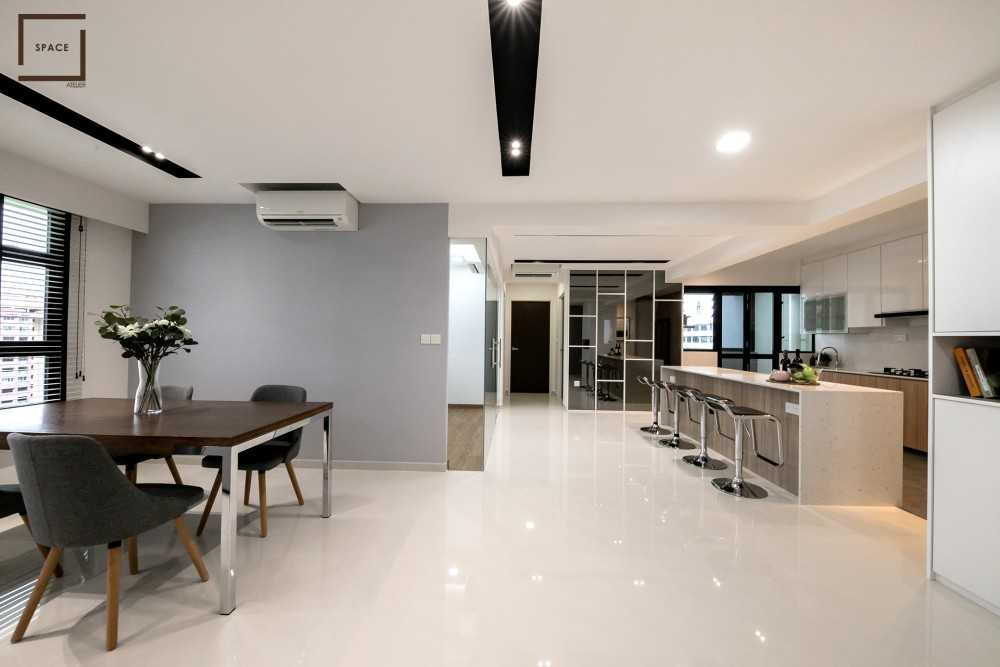 Scandinavian Kitchen with Herringbone Tiling and Open Kitchen