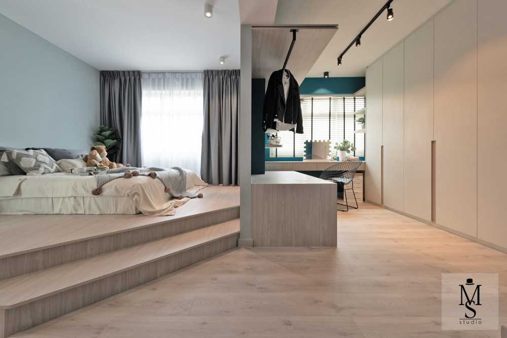 Scandinavian Bedroom with Platform Bed and Vinyl Flooring
