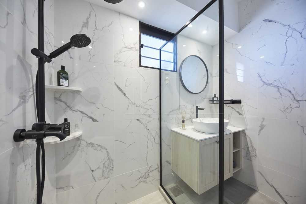 Minimalist Bathroom with Mirror and Shower Screen