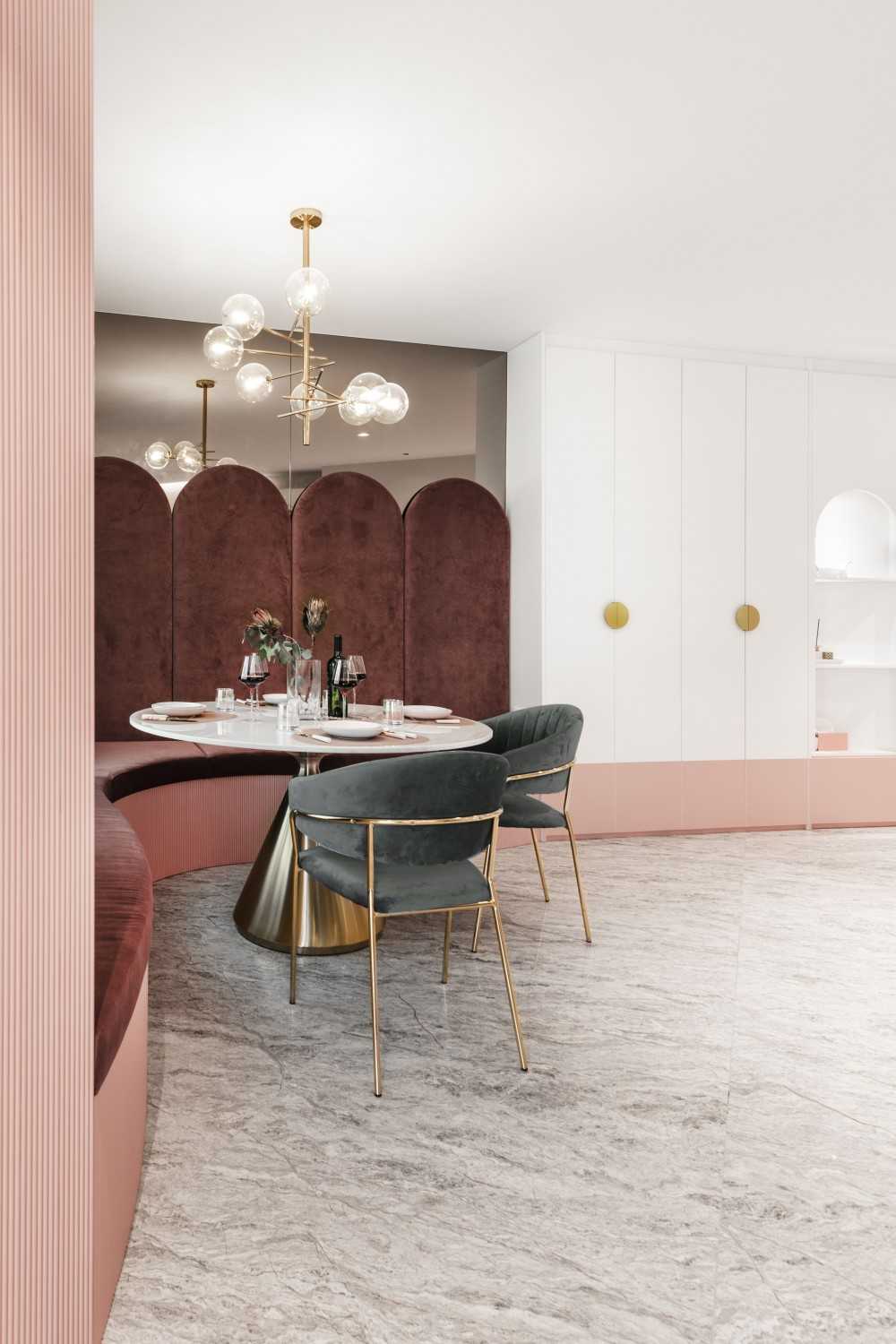 Modern Dining Room with Cove Lighting and Dining Table