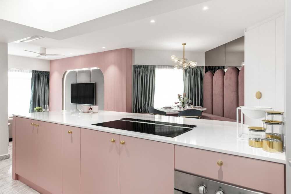 Modern Kitchen with Countertop and Marble Floor
