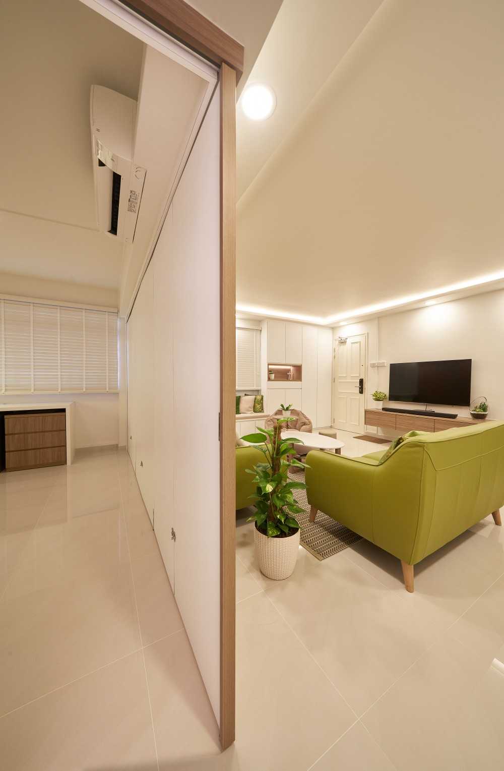 Contemporary Living Room with Settee and Homogeneous Tiles