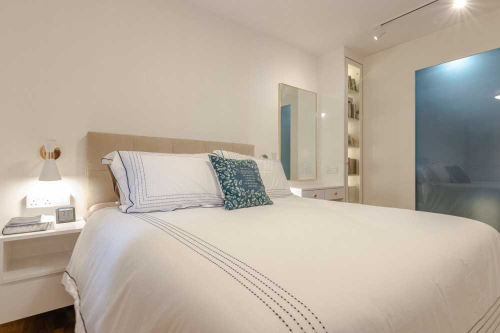 Contemporary Bedroom with Parquet Floor and Wardrobe