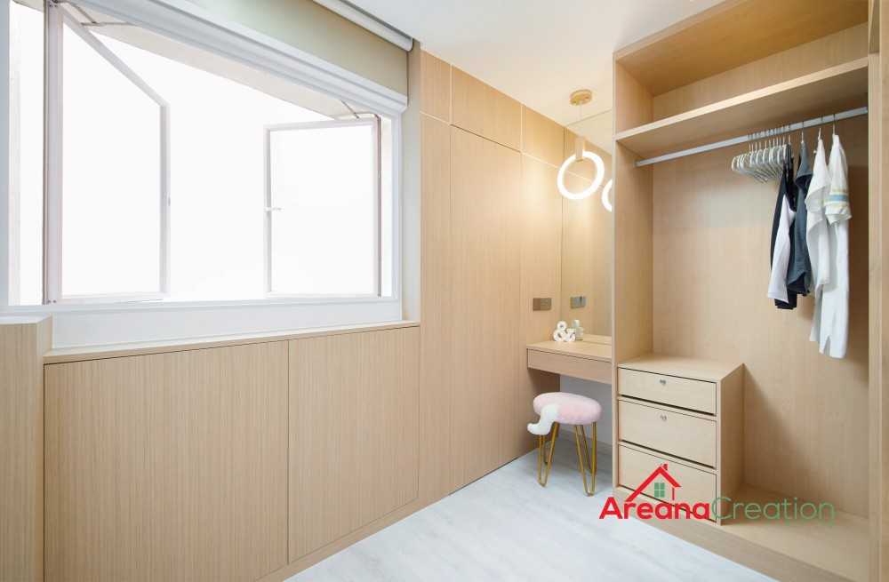 Modern Bedroom with Drop Light and Wardrobe