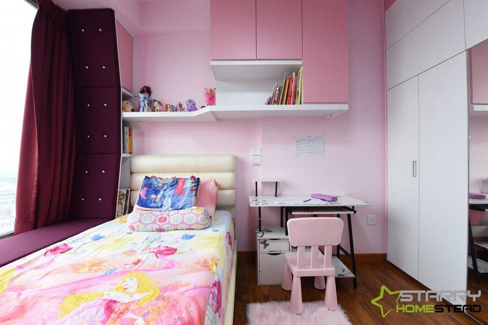 Modern Bedroom with Wardrobe and Desk
