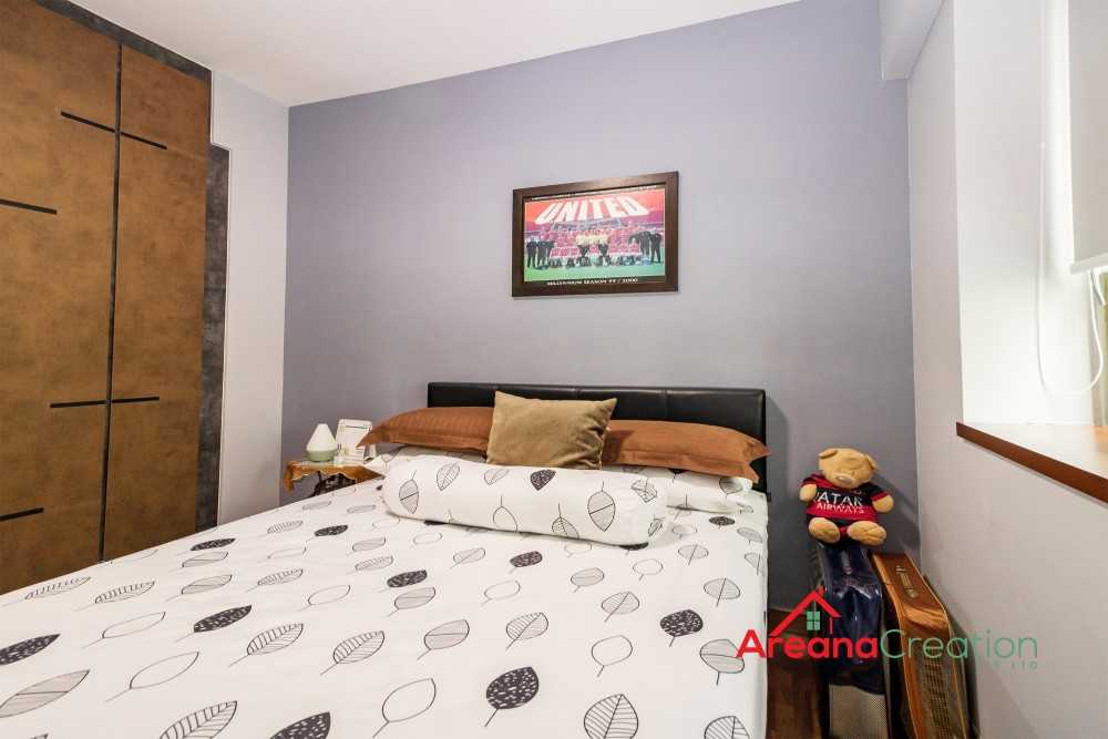 Contemporary Bedroom with Vinyl Flooring and Cove Lighting