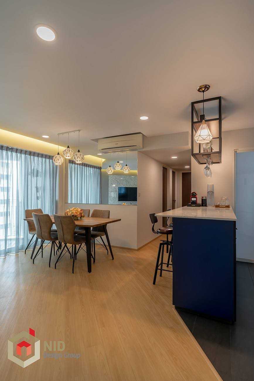 Minimalist Kitchen with Countertop and Kitchen Island