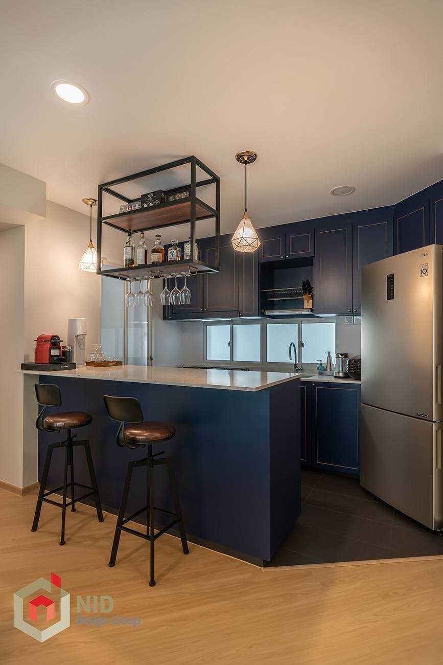 Minimalist Kitchen with Countertop and Kitchen Island