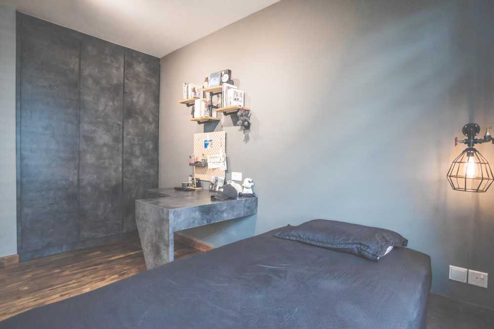 Industrial Bedroom with Bedside Table and Day Bed