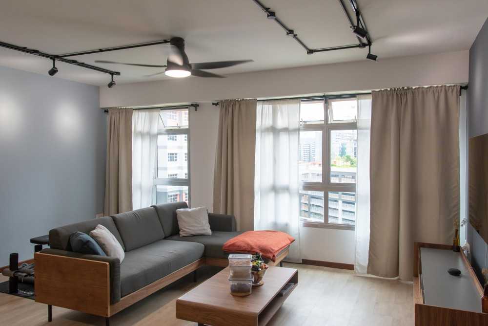 Modern Living Room with Sofa and Armchairs