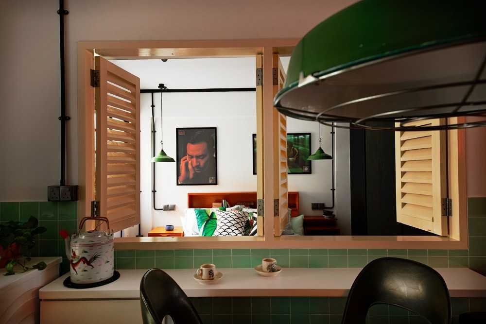 Vintage Dining Room with Bar Counter and Bar Stool