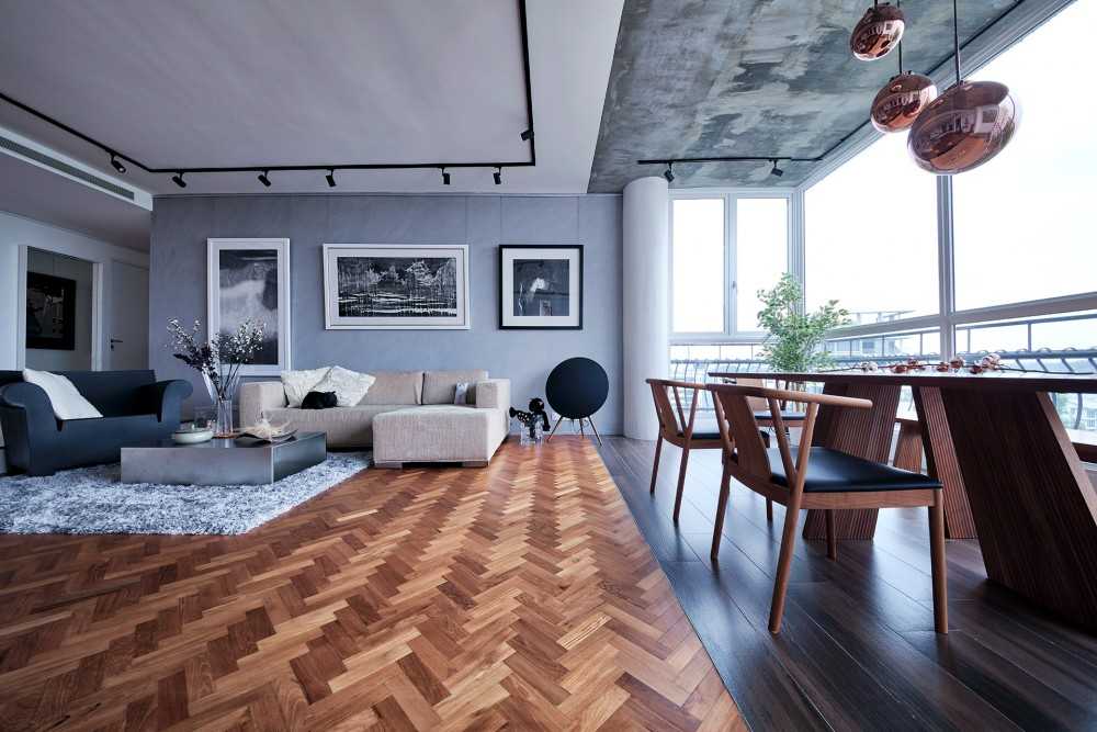 Contemporary Living Room with Wood Flooring and Sofa