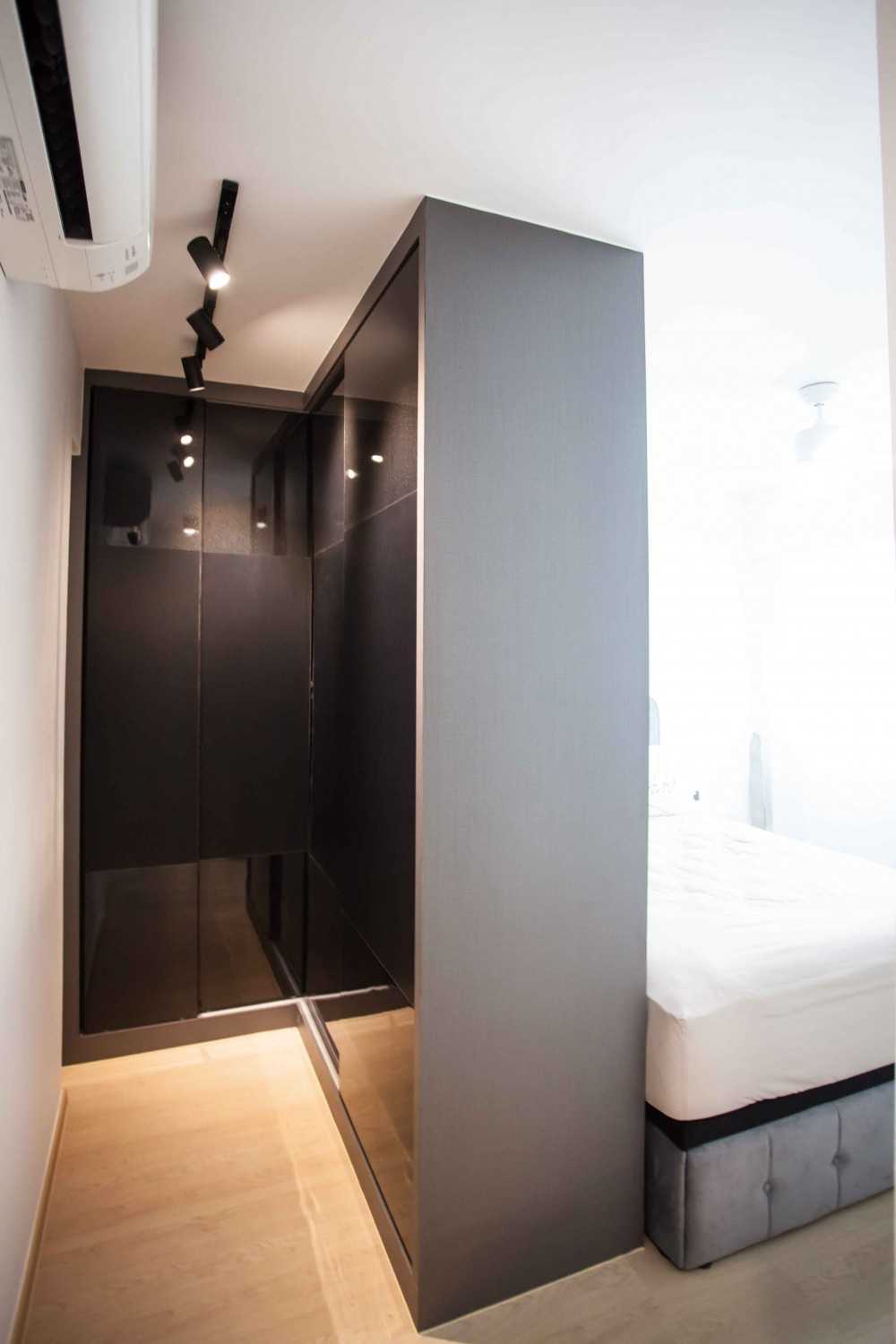 Modern Bedroom with Vinyl Flooring and Wardrobe