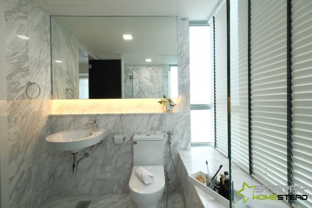 Scandinavian Bathroom with Mirror and Bathroom Mirrors