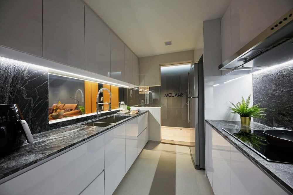 Modern Kitchen with Countertop and Kitchen Window