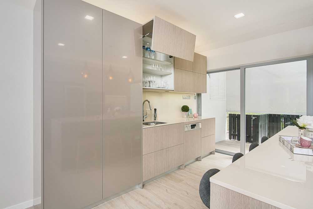 Contemporary Kitchen with Countertop and Kitchen Island
