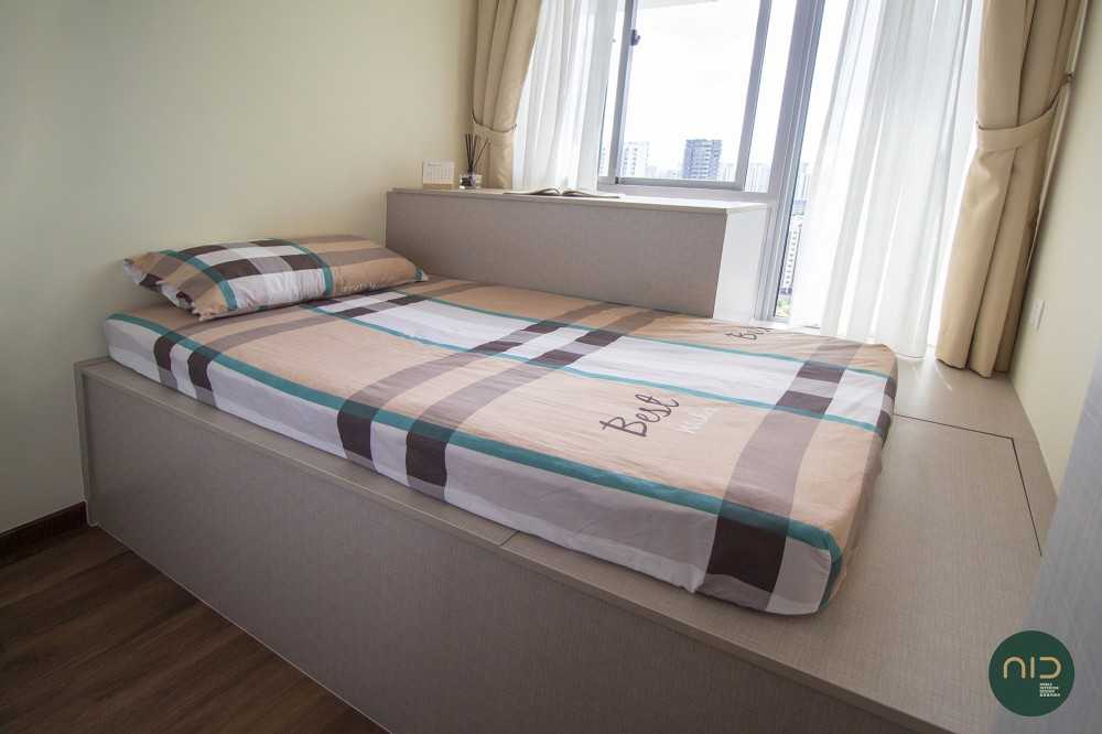 Modern Bedroom with Platform Bed and Parquet Floor