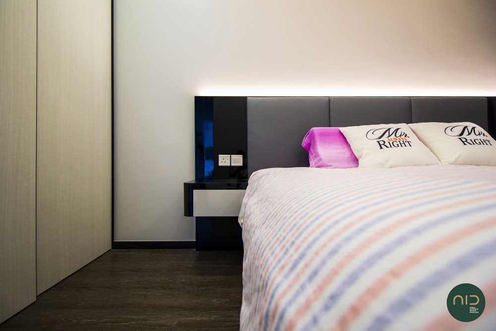 Modern Bedroom with Vinyl Flooring and Cove Lighting