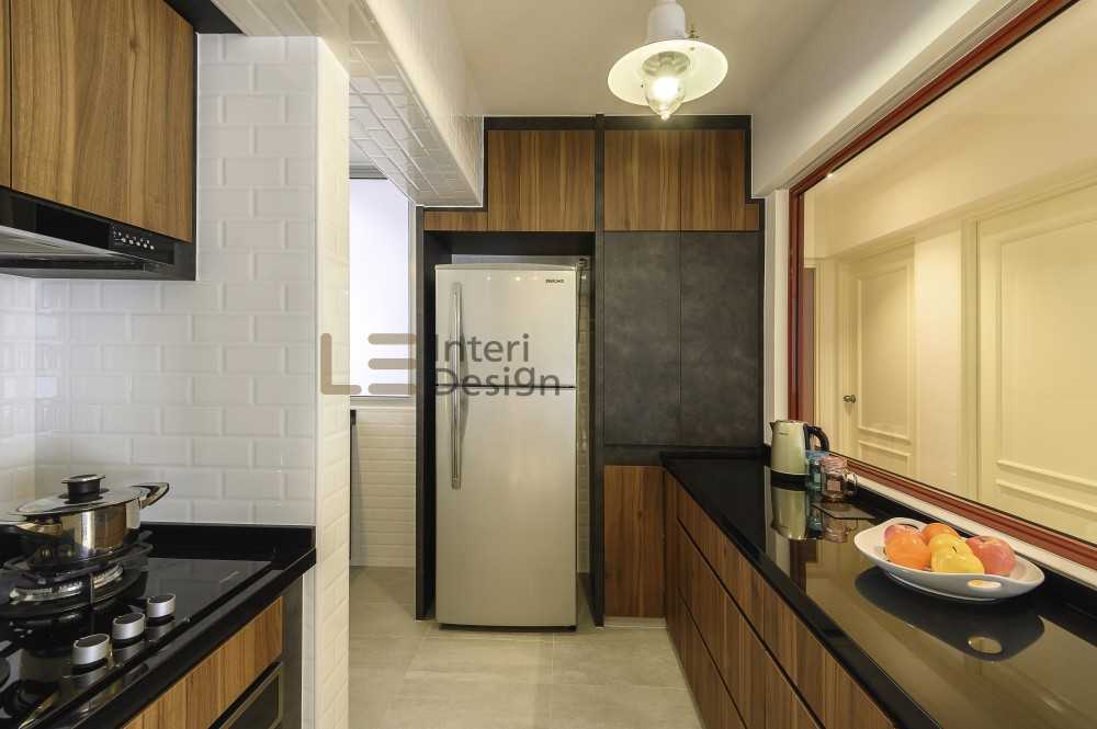 Contemporary Kitchen with Homogeneous Tiles and Feature Wall