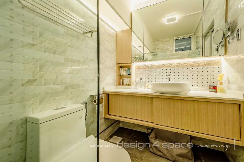 Contemporary Bathroom with Homogeneous Tiles and Wood Flooring