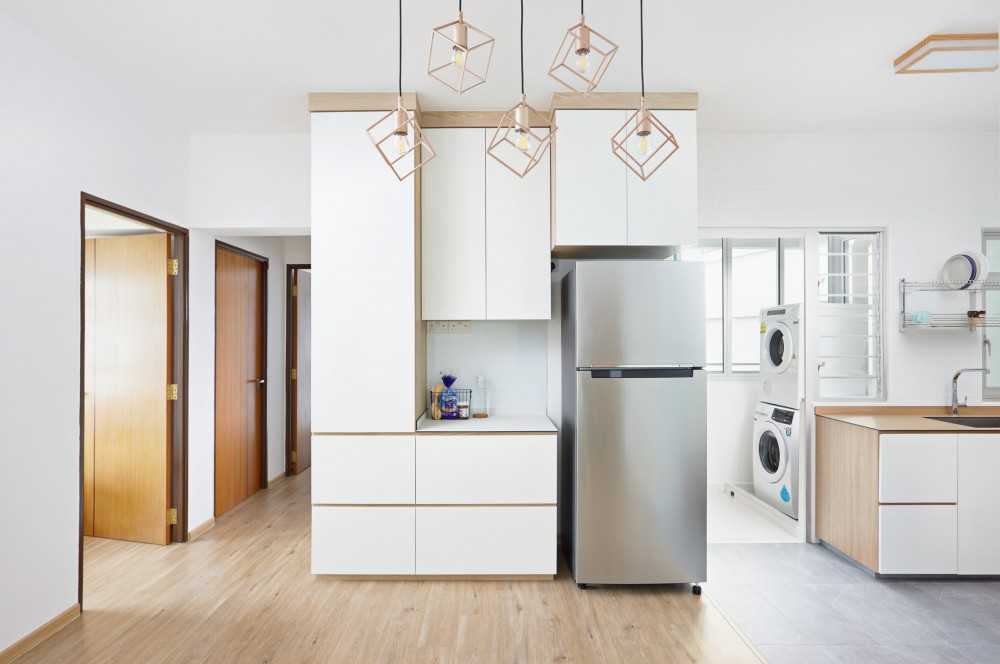 Minimalist Kitchen with Vinyl Flooring and Wood Flooring