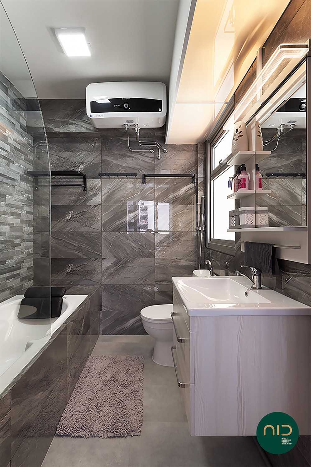 Modern Bathroom with Homogeneous Tiles and Mirror