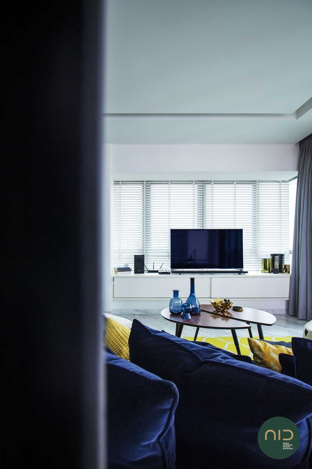 Modern Living Room with Sofa and Coffee Table