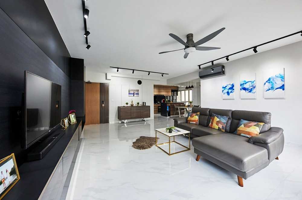Modern Kitchen with Homogeneous Tiles and Open Kitchen