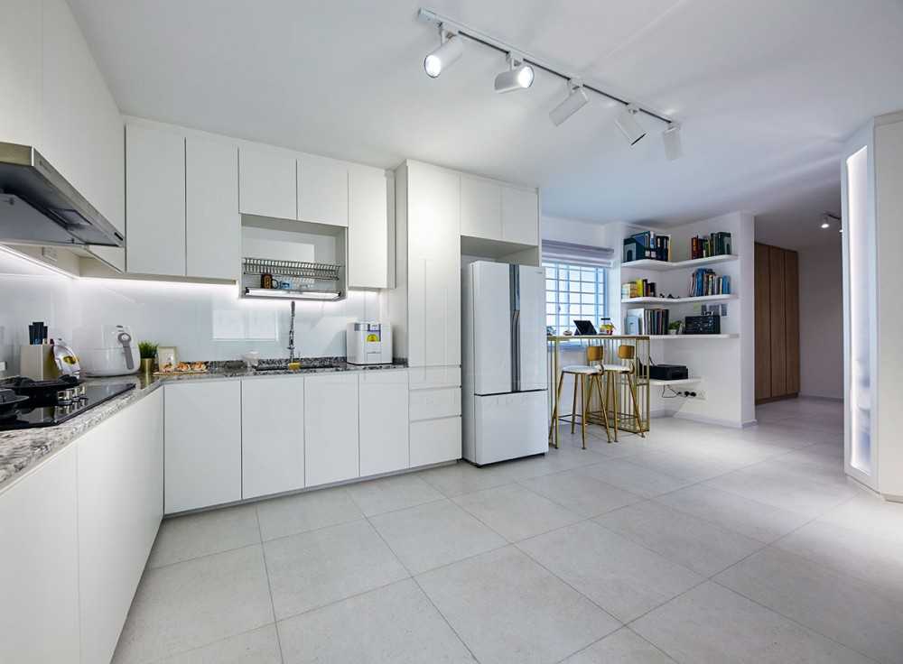 Scandinavian Kitchen with Countertop and Kitchen Backsplash