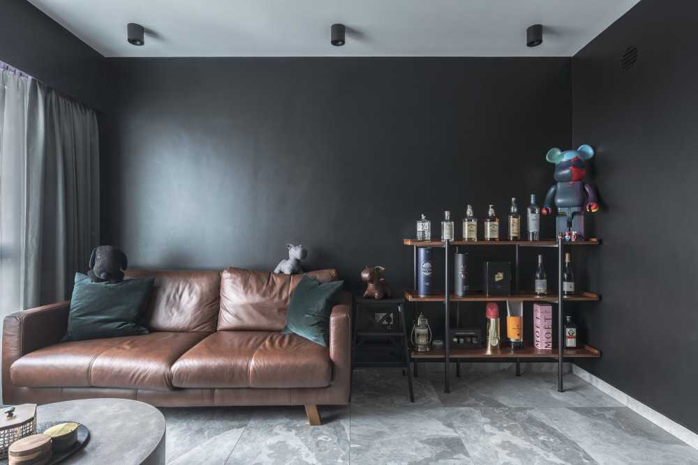 Contemporary Living Room with Homogeneous Tiles and Sofa