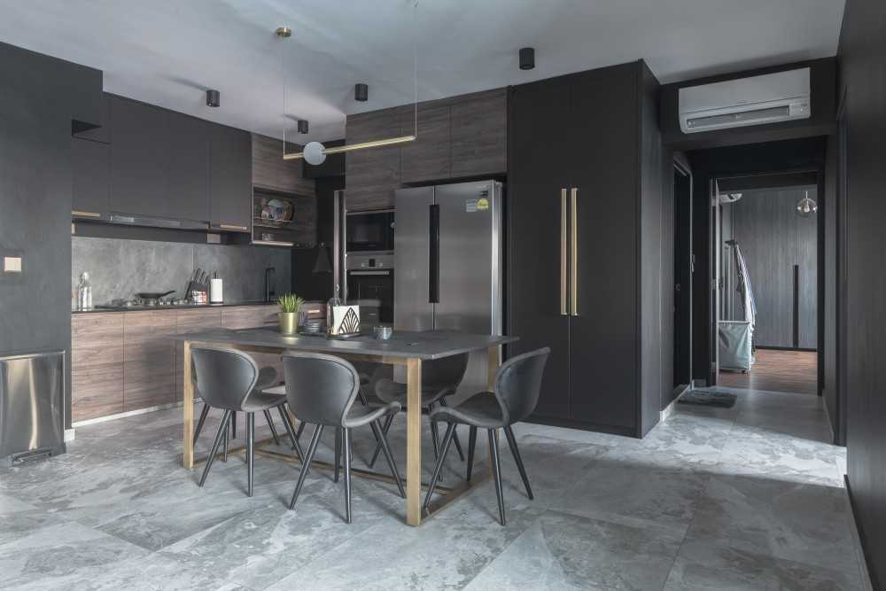 Contemporary Dining Room with Dining Table and Lighting