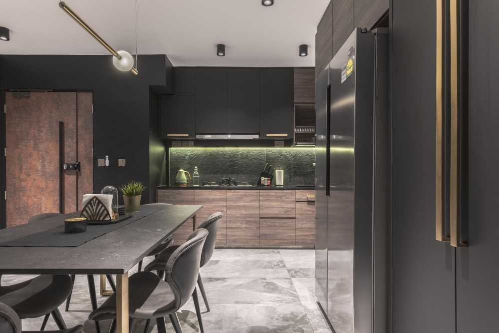 Contemporary Kitchen with Countertop and Homogeneous Tiles