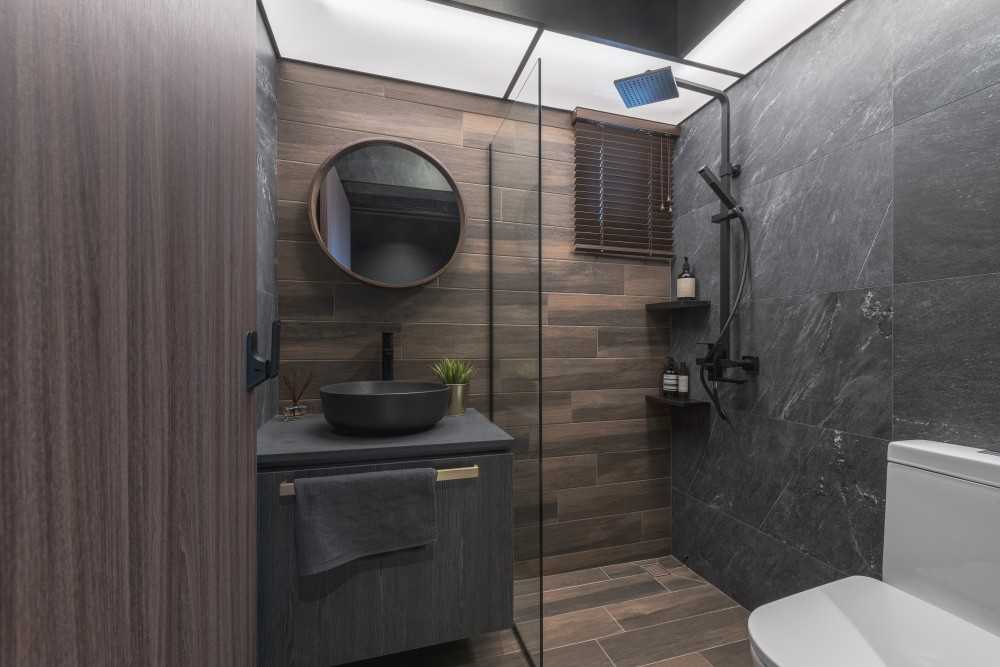 Contemporary Bathroom with Countertop and Homogeneous Tiles
