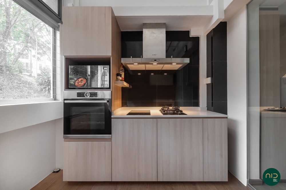 Modern Kitchen with Countertop and Window Grille