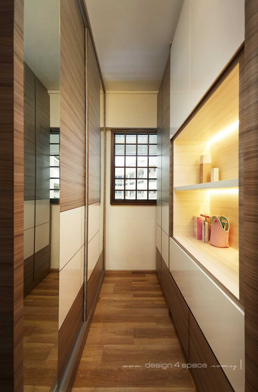 Industrial Walk-in Wardrobe with Mirror and Wardrobe