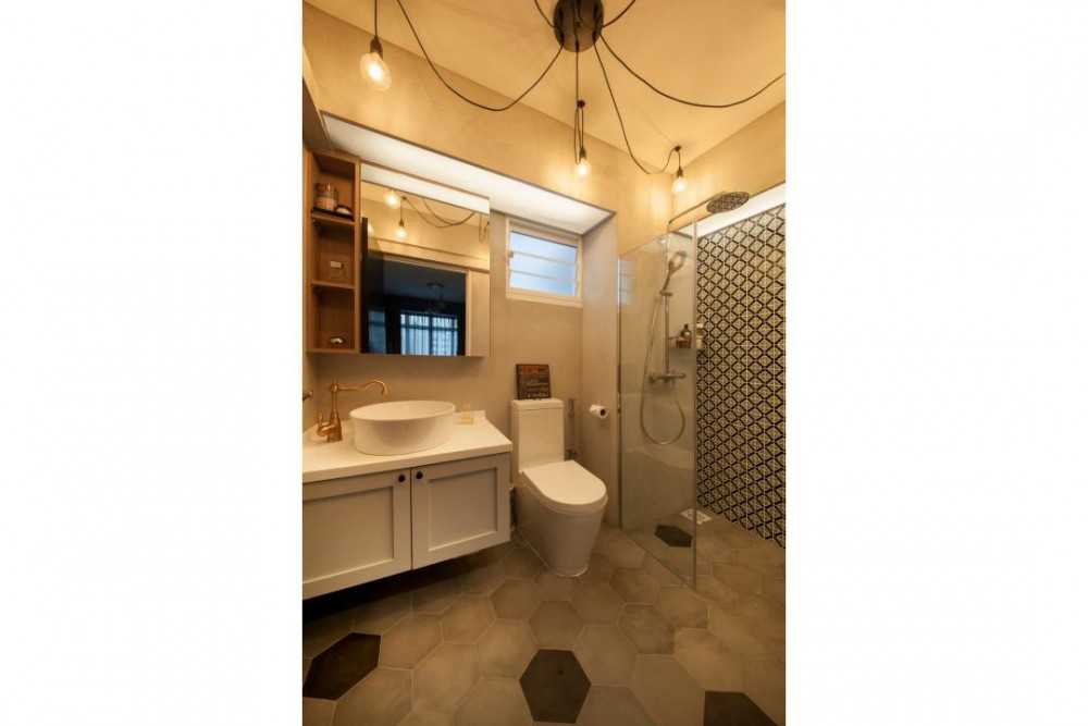 Eclectic Bathroom with Drop Light and Mirror