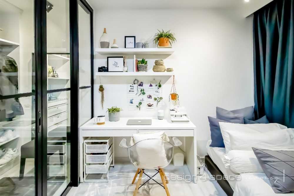 Minimalist Home Office with Desk and Desk Chairs