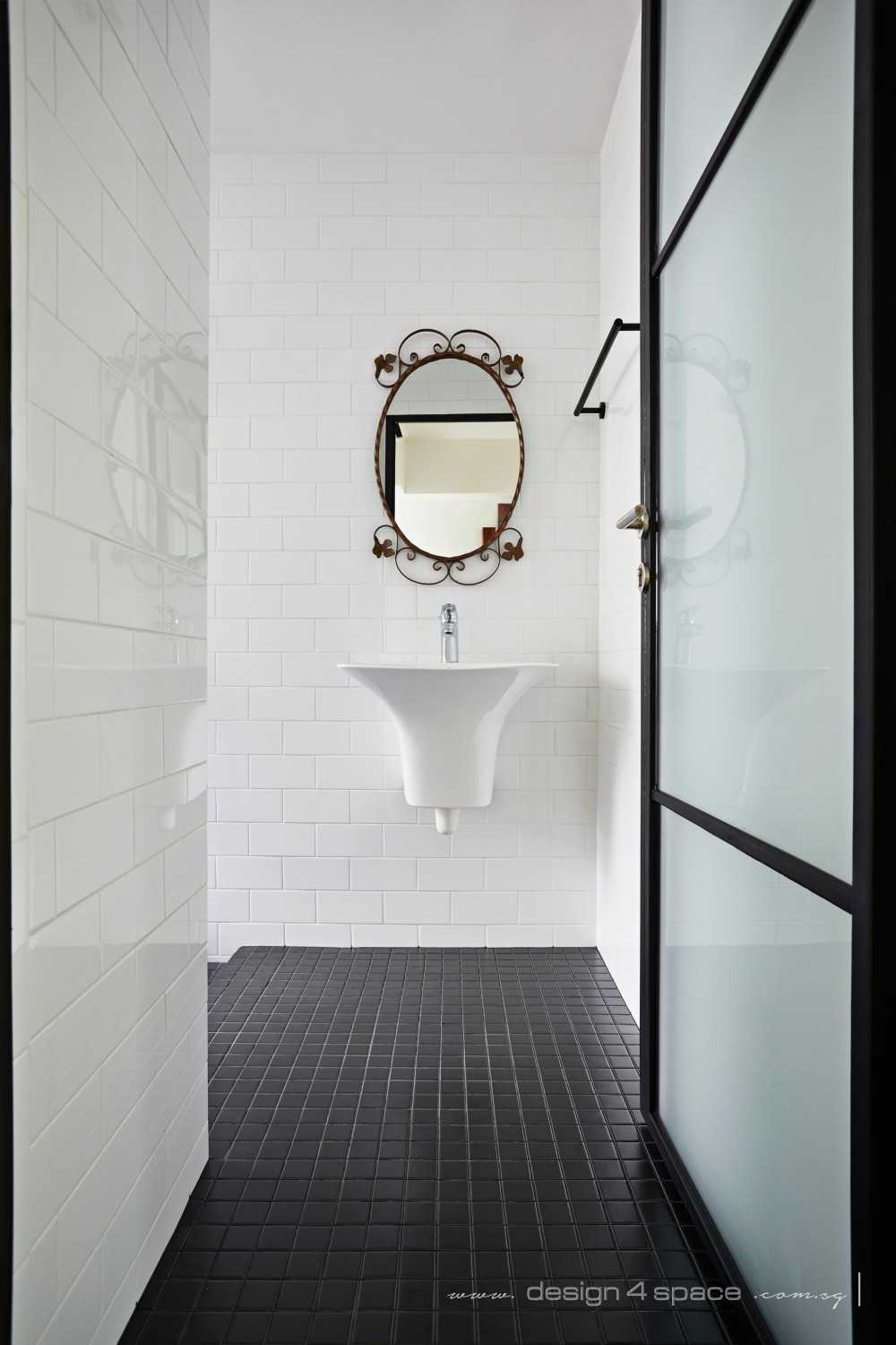 Contemporary Bathroom with Homogeneous Tiles and Bathroom Storage