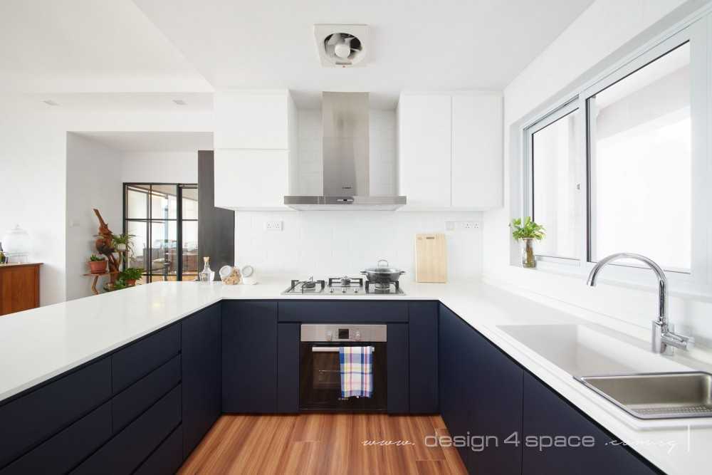 Contemporary Kitchen with Vinyl Flooring and Wood Flooring