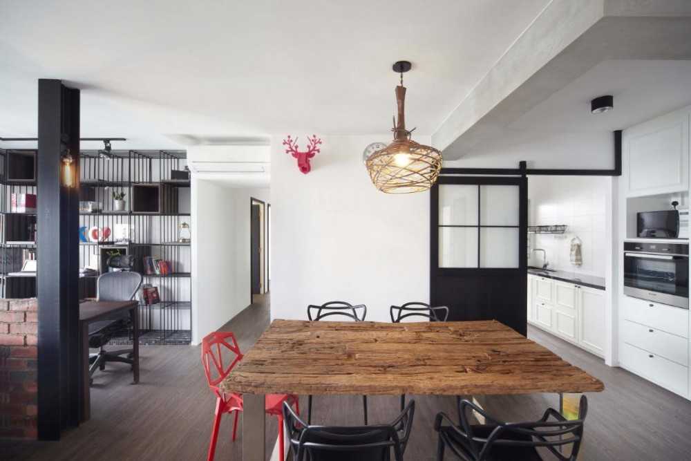 Industrial Dining Room with Dining Table and Dining Chairs