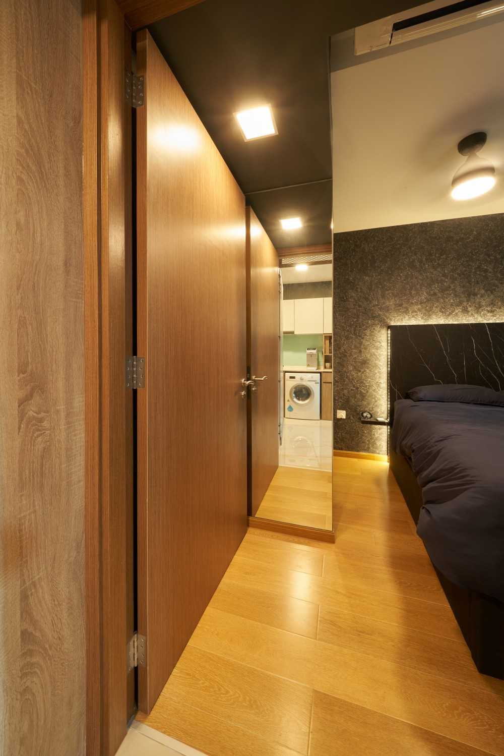 Modern Bedroom with Wardrobe and Sliding Wardrobe