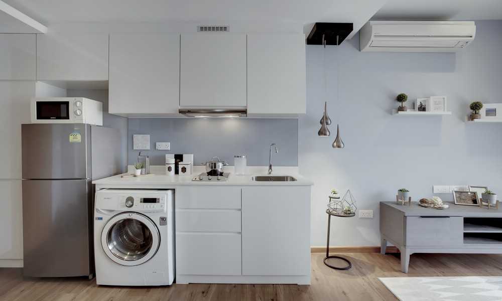 Transitional Kitchen with Laundry Area and Open Kitchen