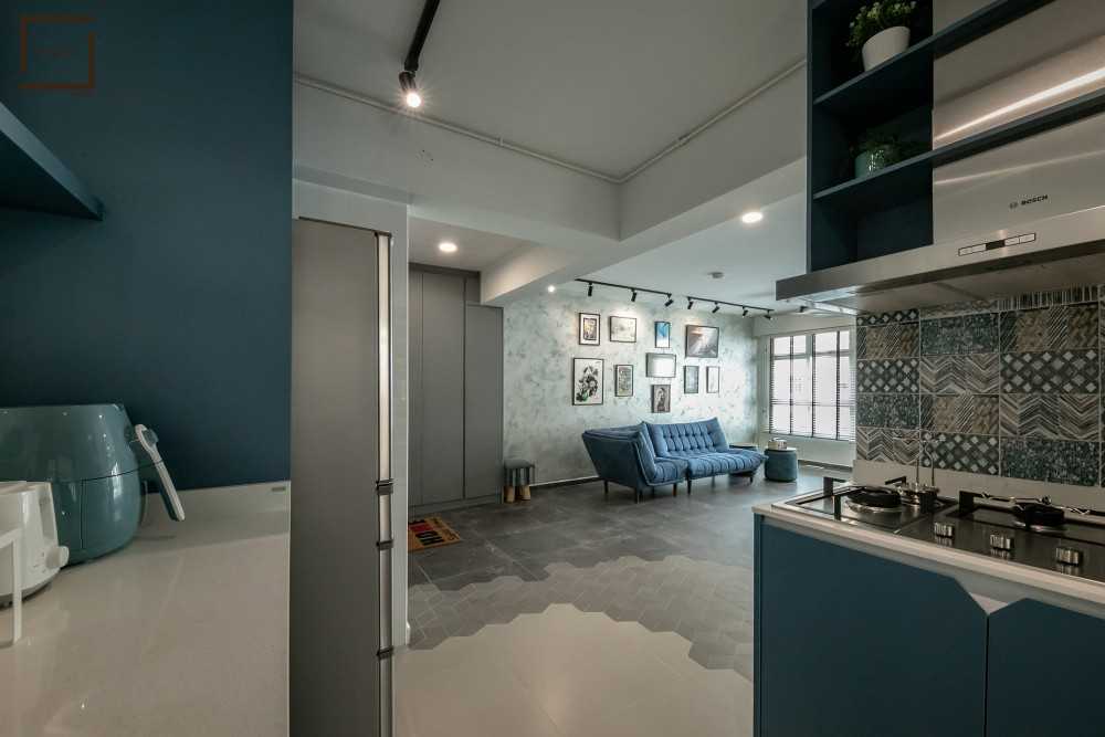 Modern Kitchen with Cupboard and Kitchen Backsplash