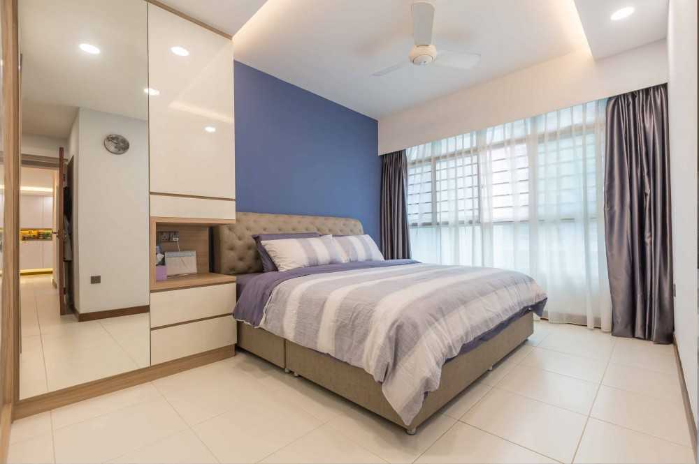 Scandinavian Bedroom with Queen Bed and Single Bed