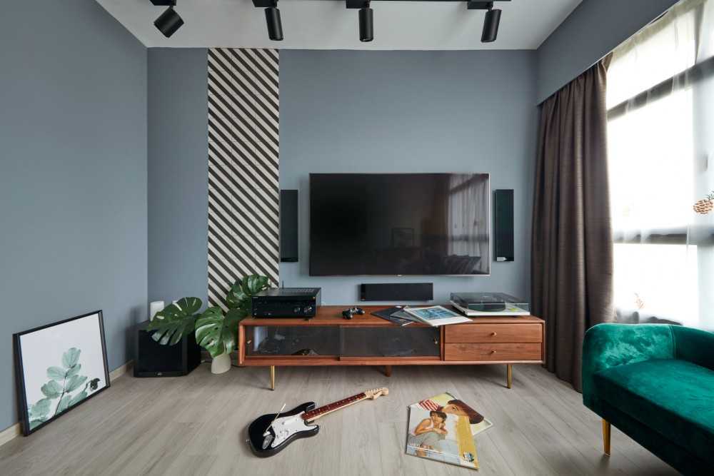 Vintage Living Room with TV Console and TV