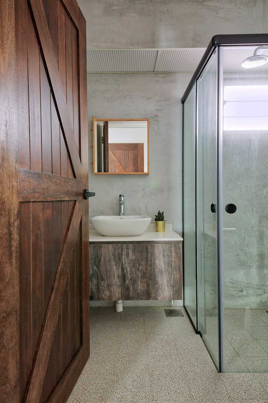 Industrial Bathroom with Mirror and Bathroom Storage