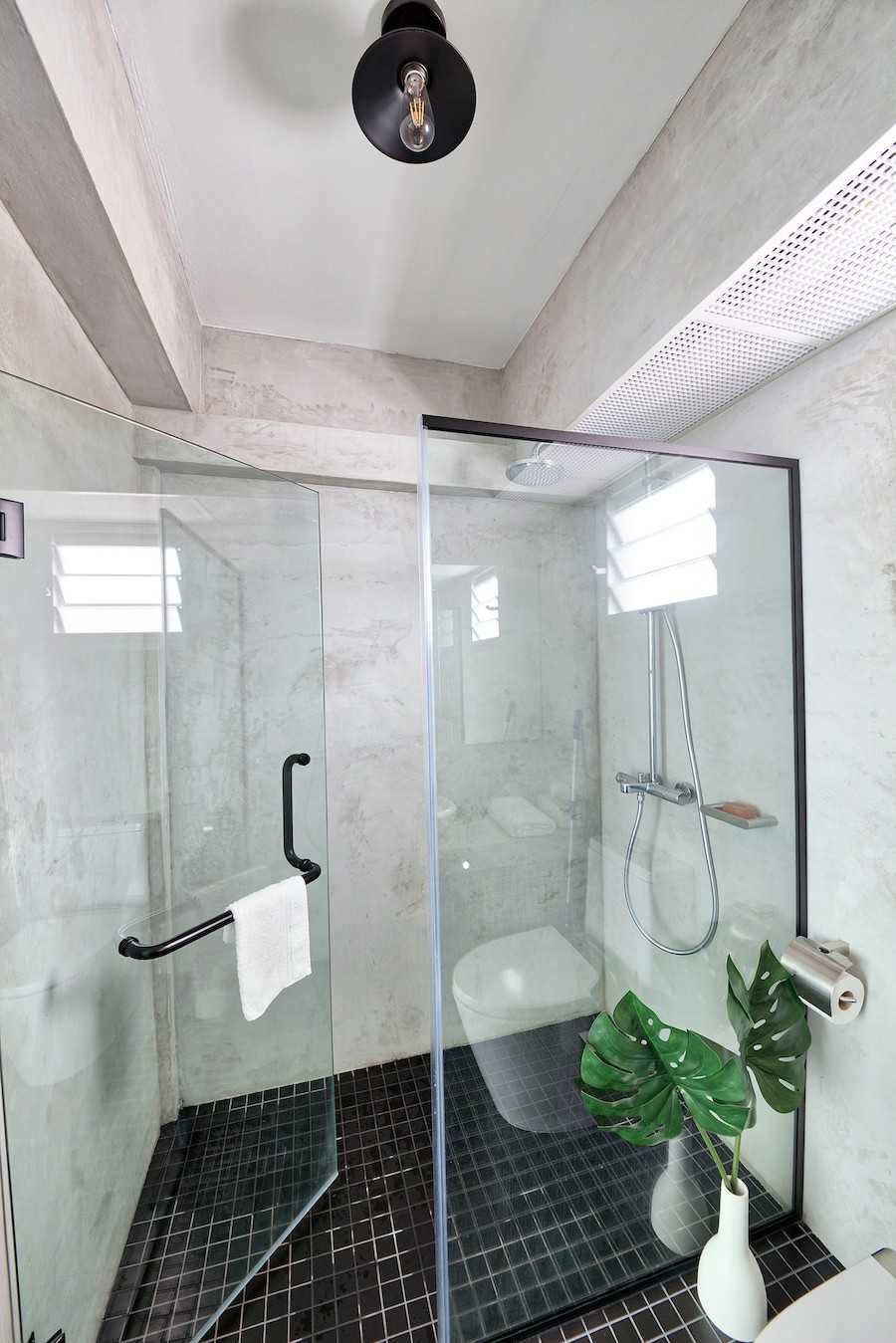 Industrial Bathroom with Rainshower and Showers