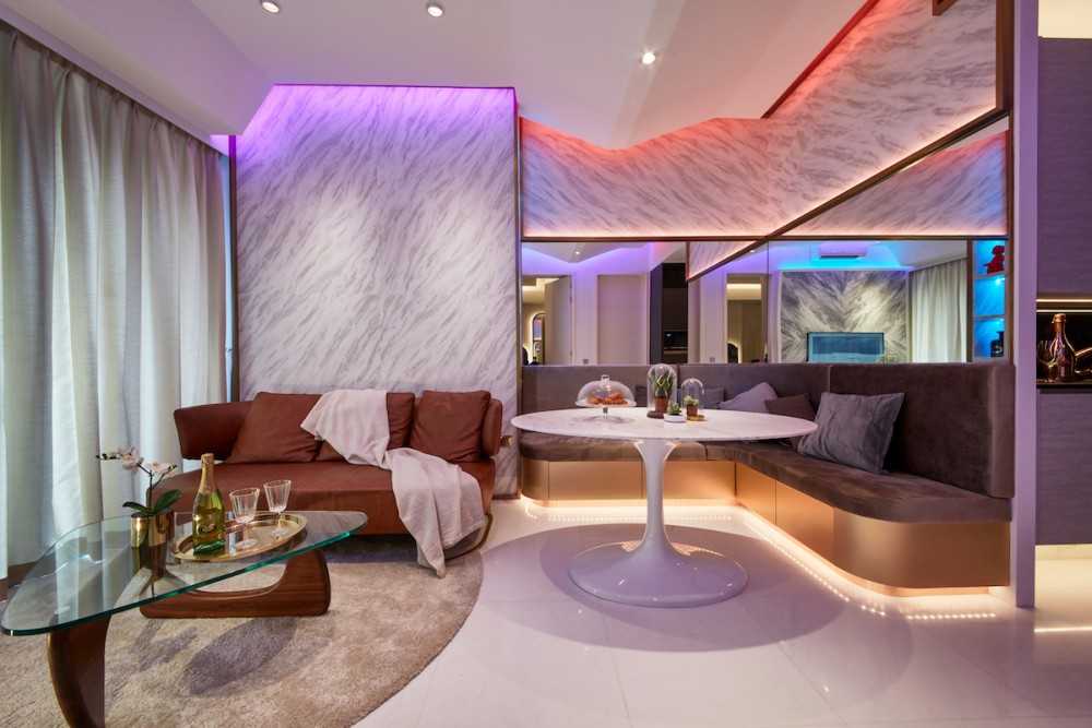 Modern Living Room with Sofa and Dining Table