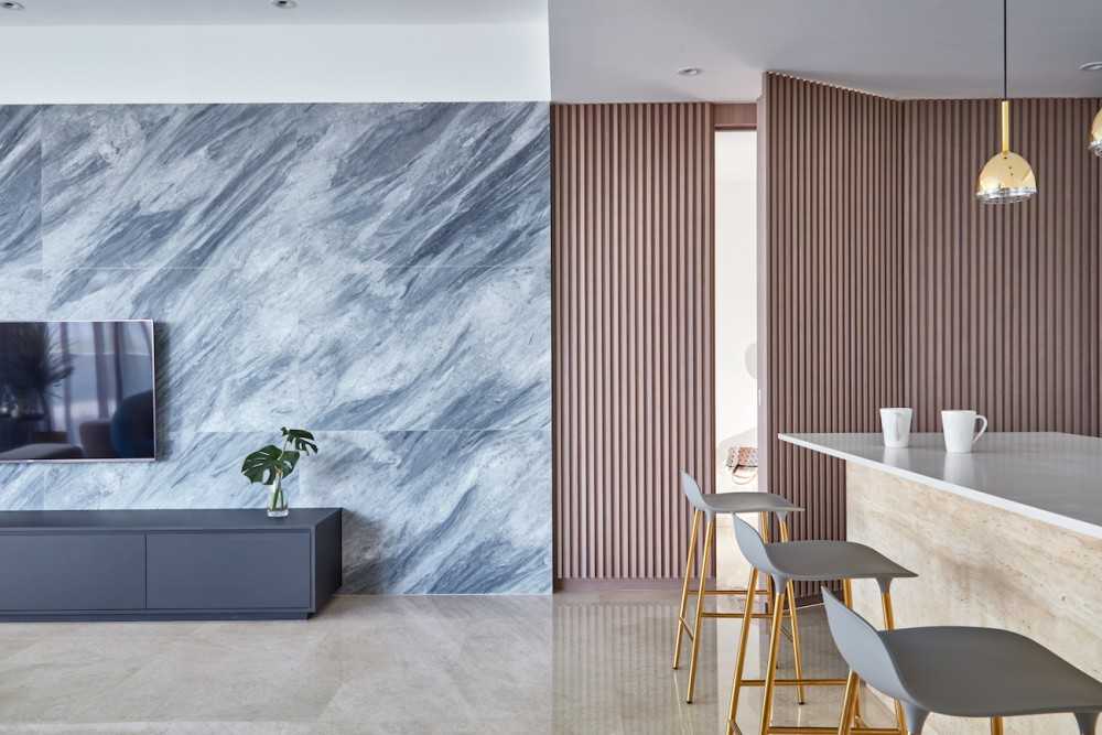 Modern Living Room with Marble Floor and TV Console