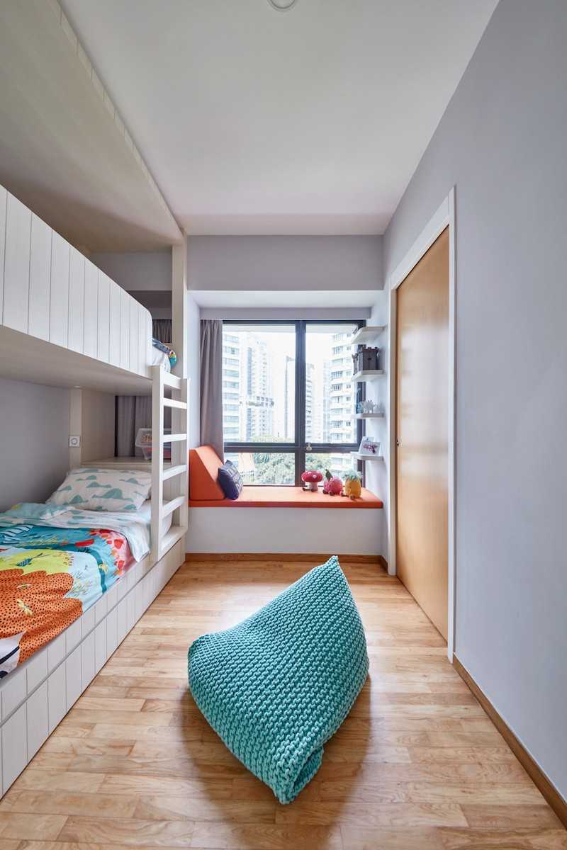 Modern Bedroom with Wood Flooring and Bay Window